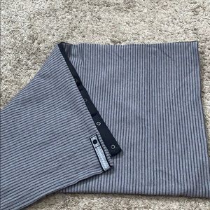 Lululemon scarf